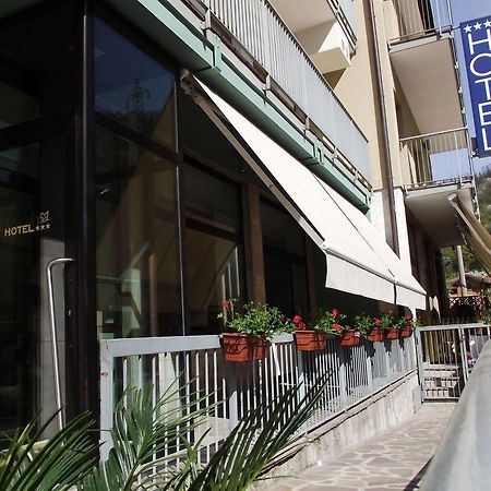Hotel Ventolosa Villa dʼAlmè 外观 照片
