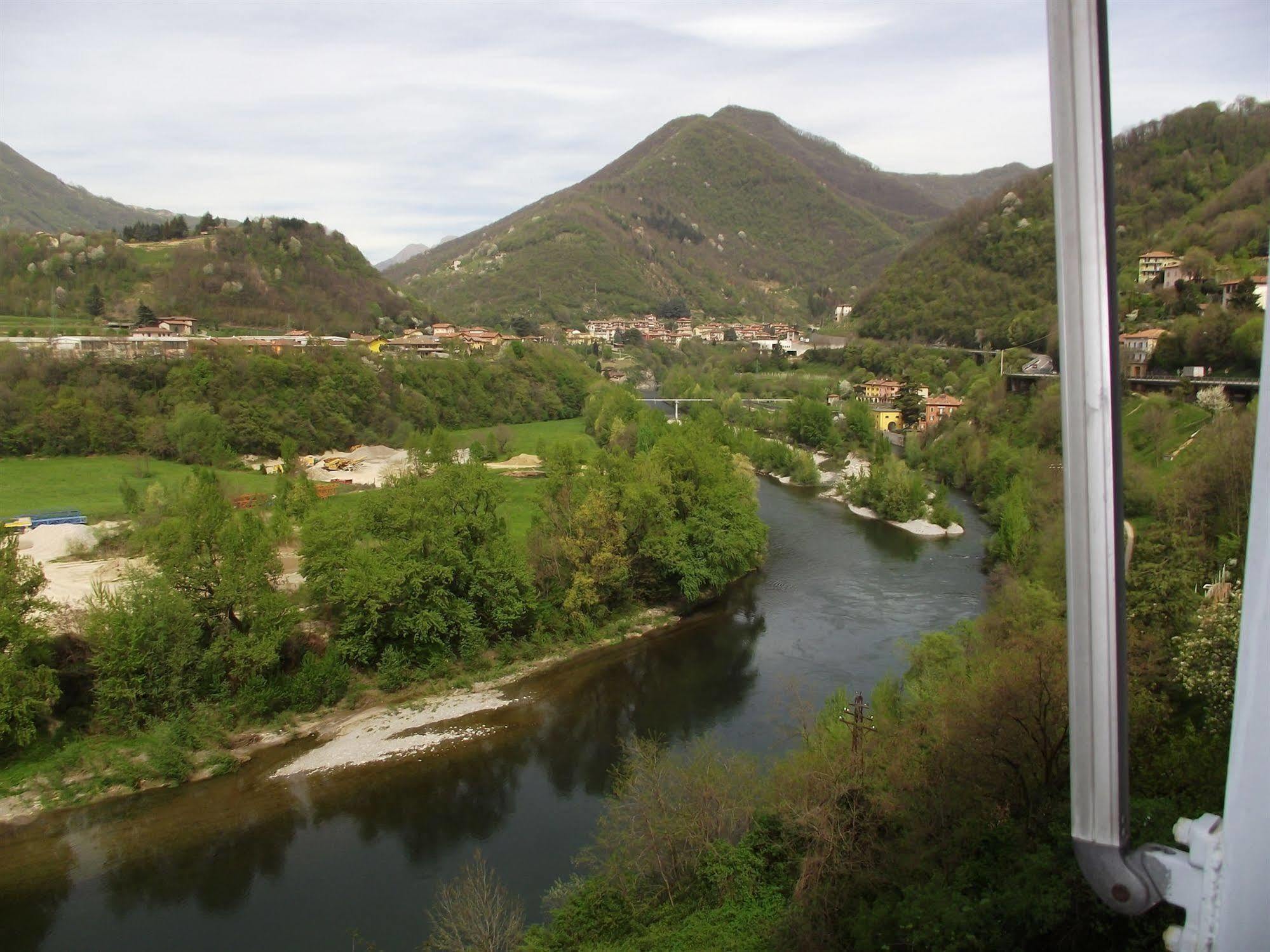 Hotel Ventolosa Villa dʼAlmè 外观 照片