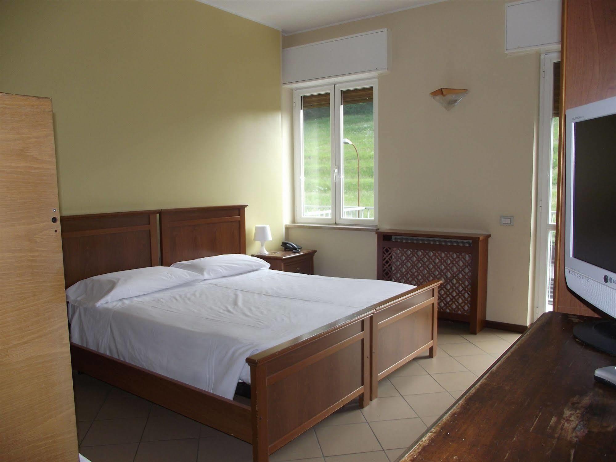 Hotel Ventolosa Villa dʼAlmè 外观 照片