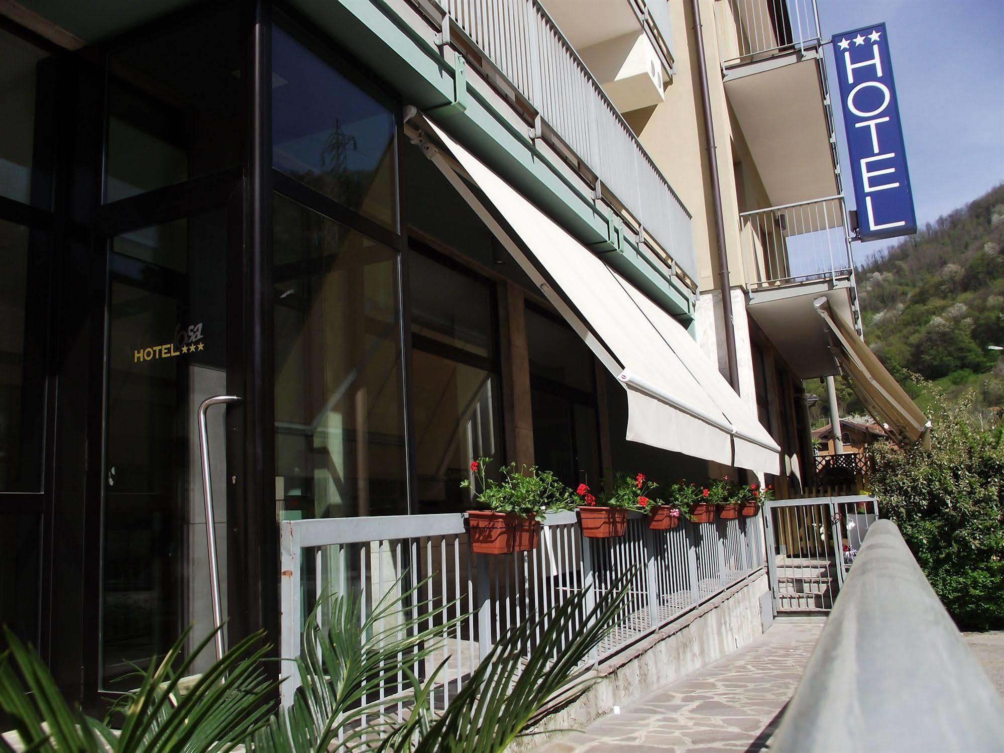 Hotel Ventolosa Villa dʼAlmè 外观 照片